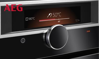AEG SenseCook Backofen mit Kerntemperatursensor